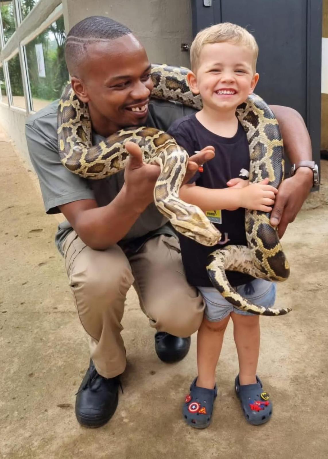 Вилла Phezulu Safari Park Botha's Hill Экстерьер фото